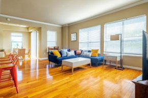 2BR Executive Suite With Pool, Gym By ENVITAE